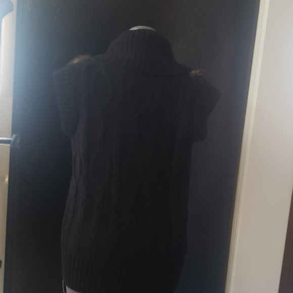 Lavena fashion sleeveless vest size medium - Picture 5 of 9